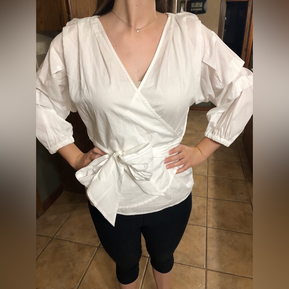 Guest Editor blouse, never worn. 100% cotton. Wrapped detail, flounce sleeve